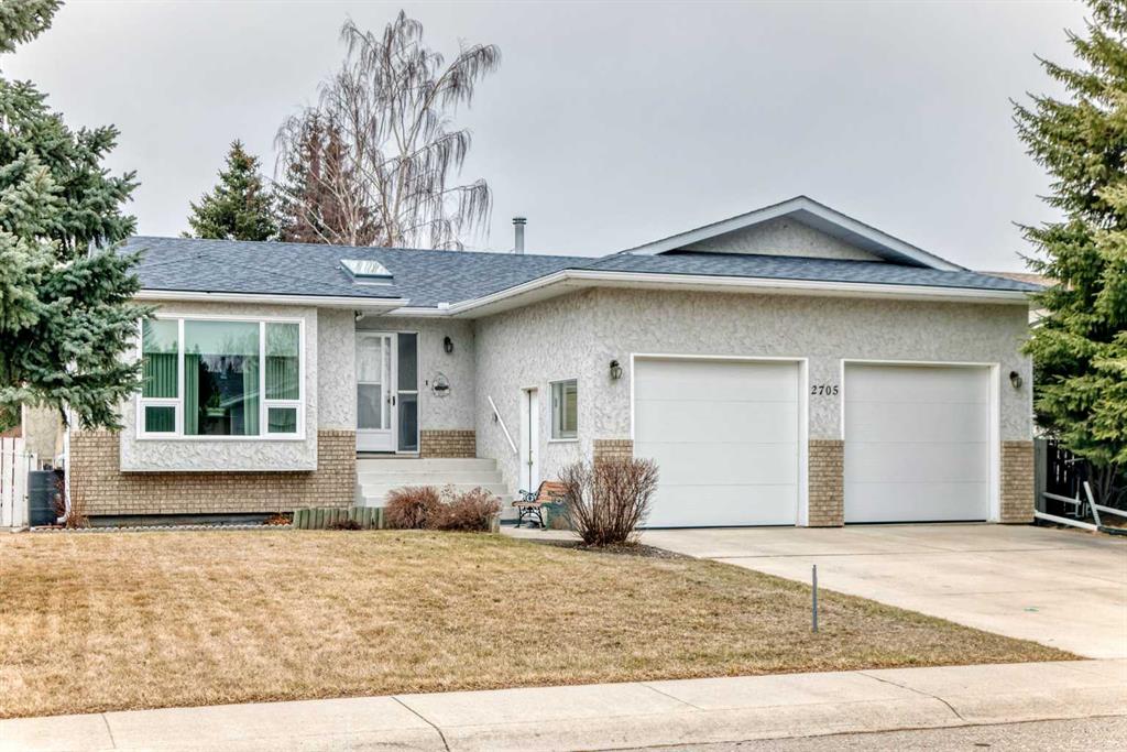Picture of 2705 23A Avenue , Nanton Real Estate Listing