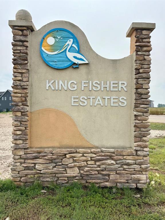 Picture of 1 Kingfisher Estates , Lake Newell Resort Real Estate Listing