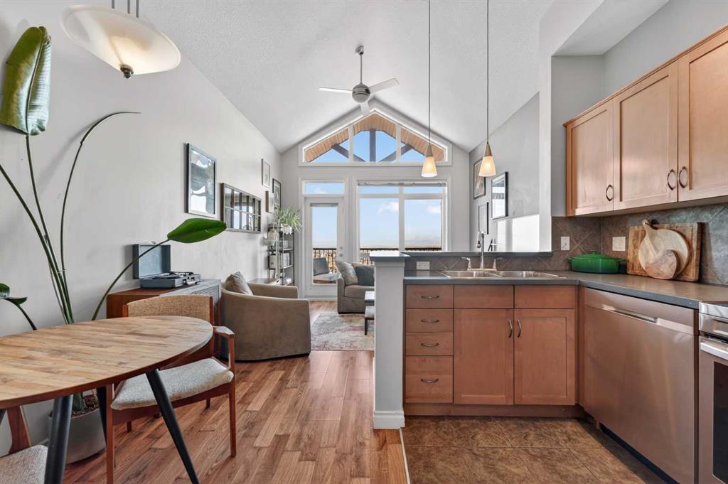 Picture of 10, 169 Rockyledge View NW, Calgary Real Estate Listing