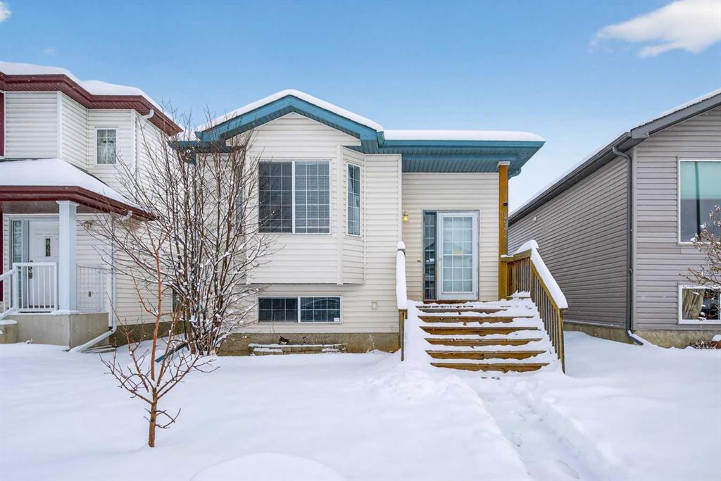 Picture of 173 Martin Crossing Crescent NE, Calgary Real Estate Listing