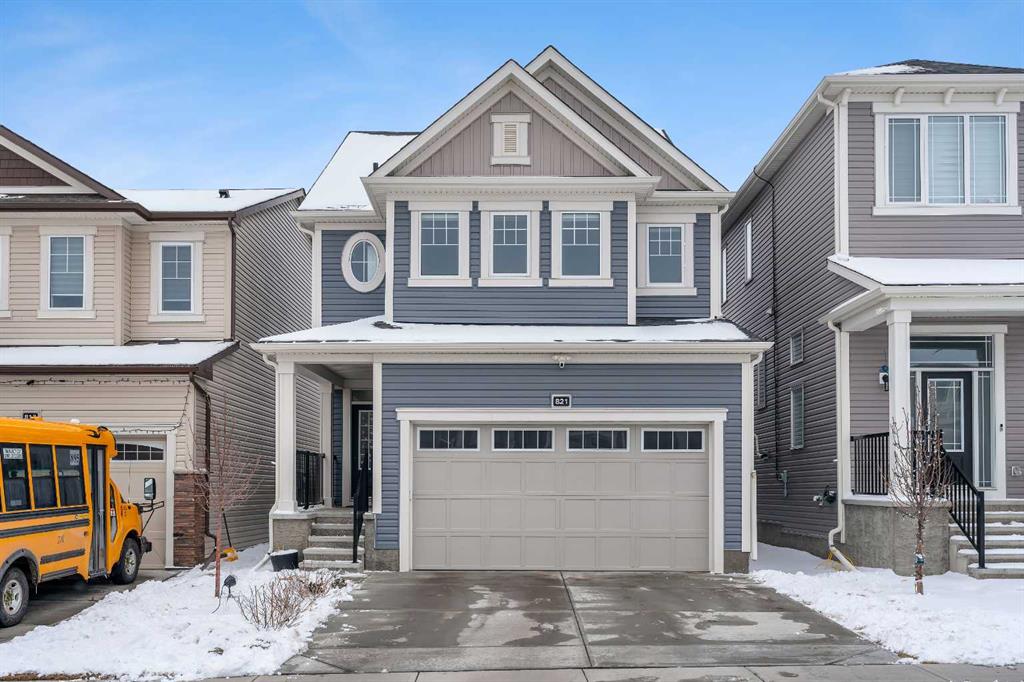 Picture of 821 Windrow Green SW, Airdrie Real Estate Listing