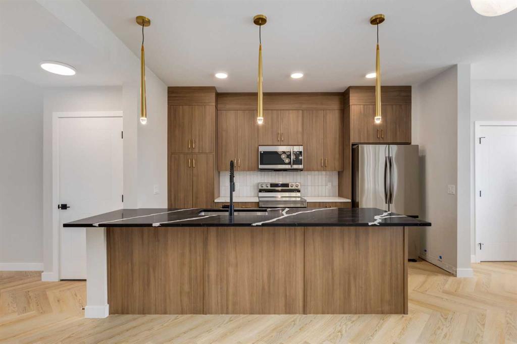 Picture of 39 Andalusian Road , Cochrane Real Estate Listing