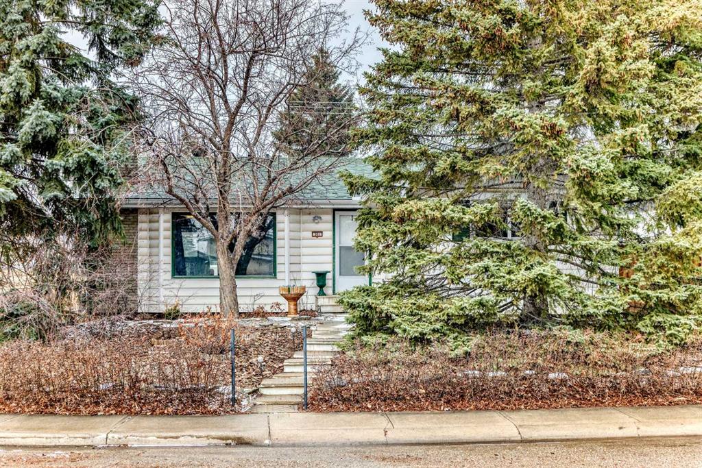 Picture of 301 Whitney Crescent SE, Calgary Real Estate Listing