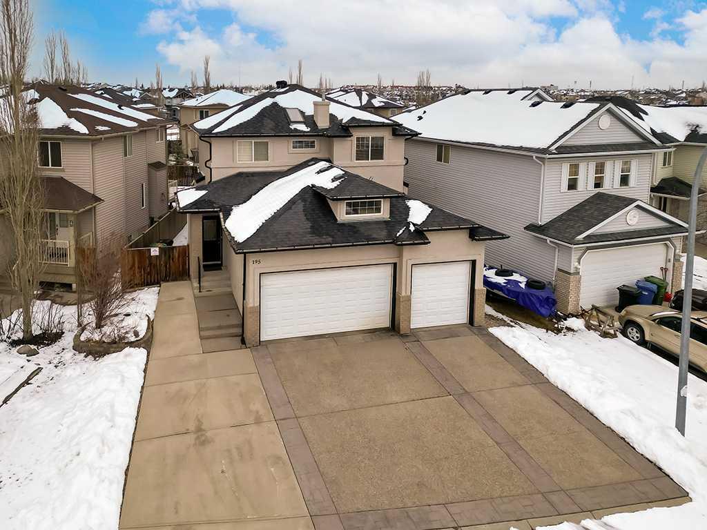 Picture of 195 Royal Birkdale Crescent NW, Calgary Real Estate Listing
