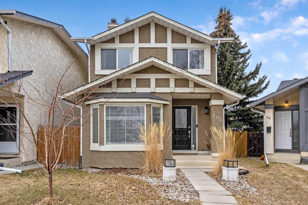 Picture of 100 Woodfield Green SW, Calgary Real Estate Listing