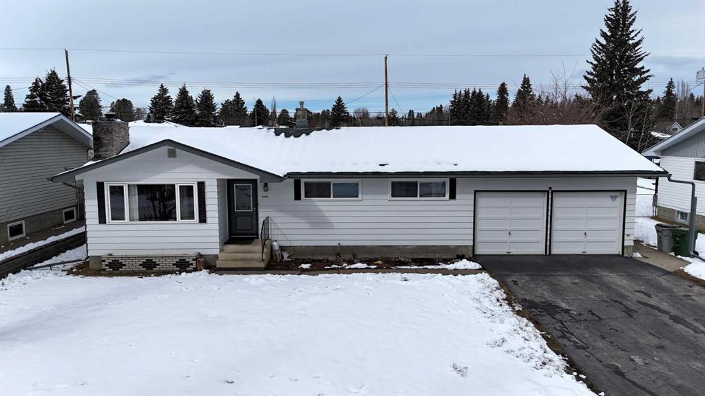 Picture of 4230 5 Avenue , Edson Real Estate Listing