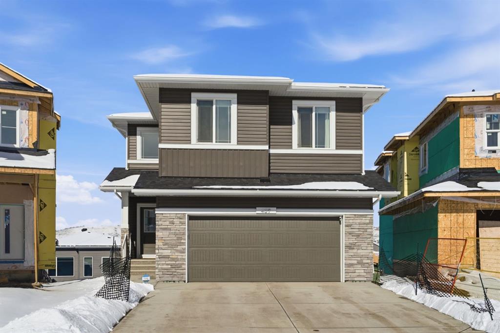 Picture of 459 Rivercrest Road , Cochrane Real Estate Listing