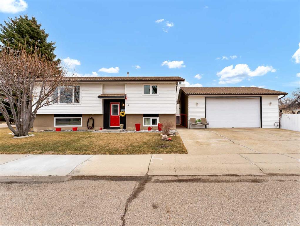 Picture of 9 East Glen Place SE, Medicine Hat Real Estate Listing