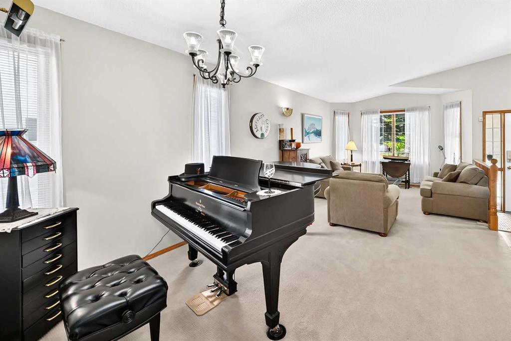 Picture of 11444 Coventry Boulevard NE, Calgary Real Estate Listing
