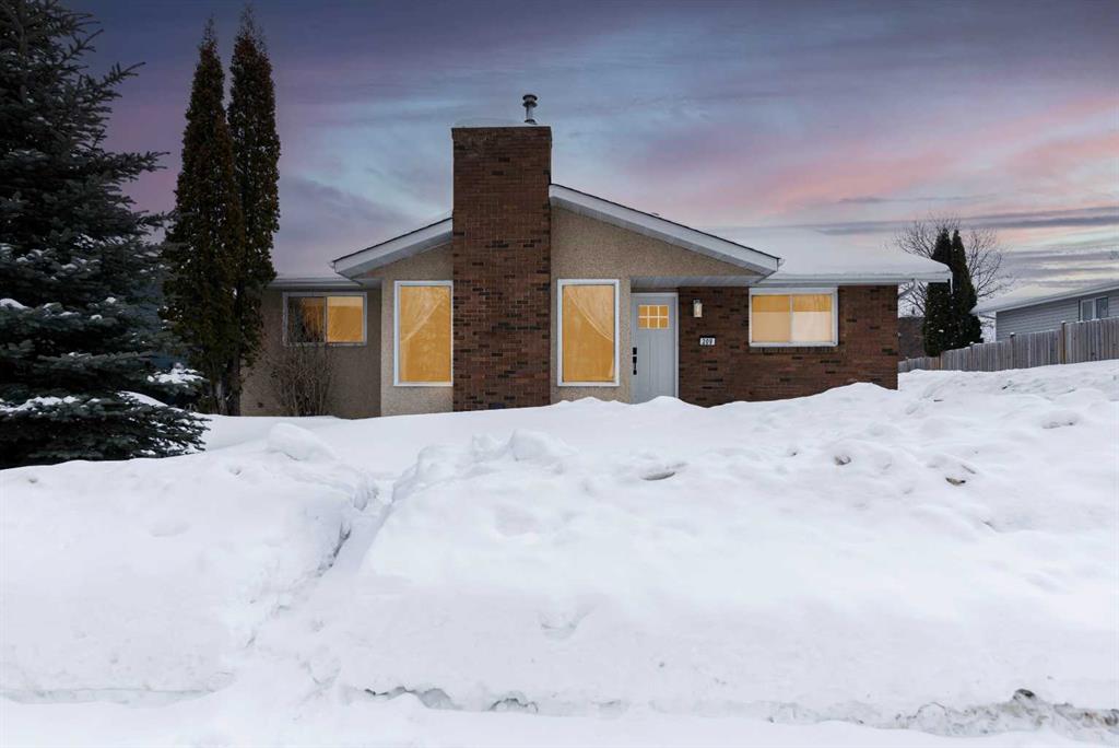 Picture of 209 Woodland Drive , Fort McMurray Real Estate Listing
