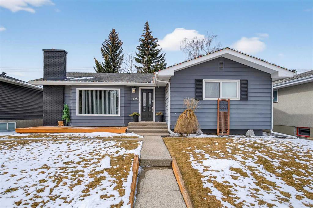Picture of 425 Woodland Crescent SE, Calgary Real Estate Listing