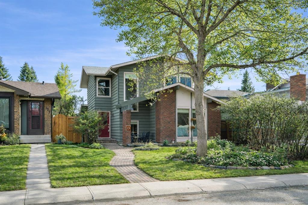 Picture of 104 Midland Crescent SE, Calgary Real Estate Listing