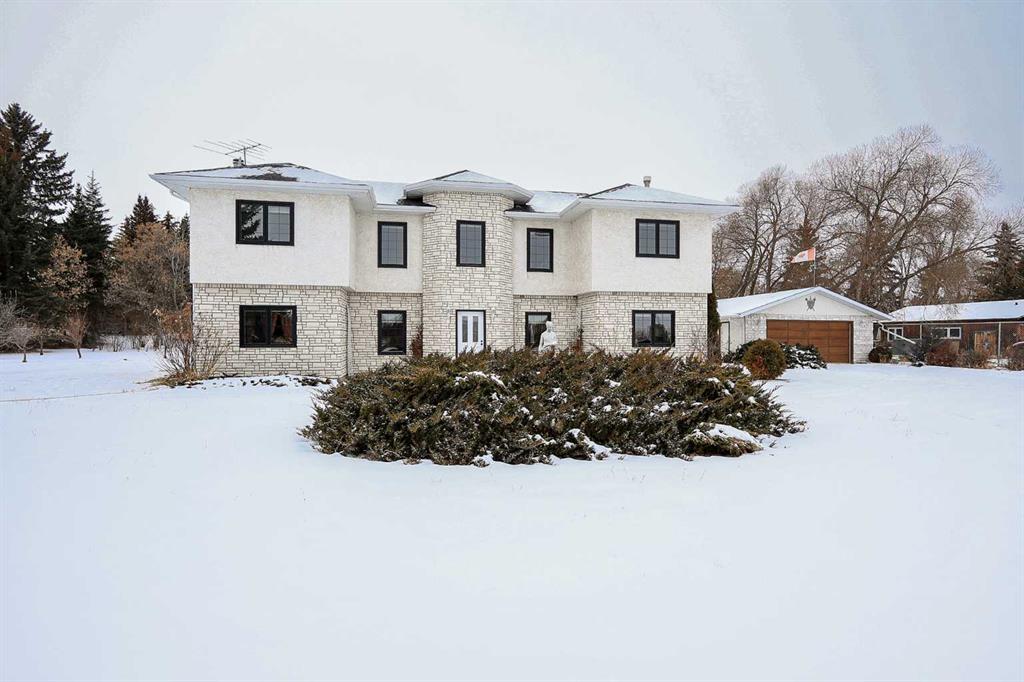 Picture of 10, 27501 Township Road 374  , Rural Red Deer County Real Estate Listing