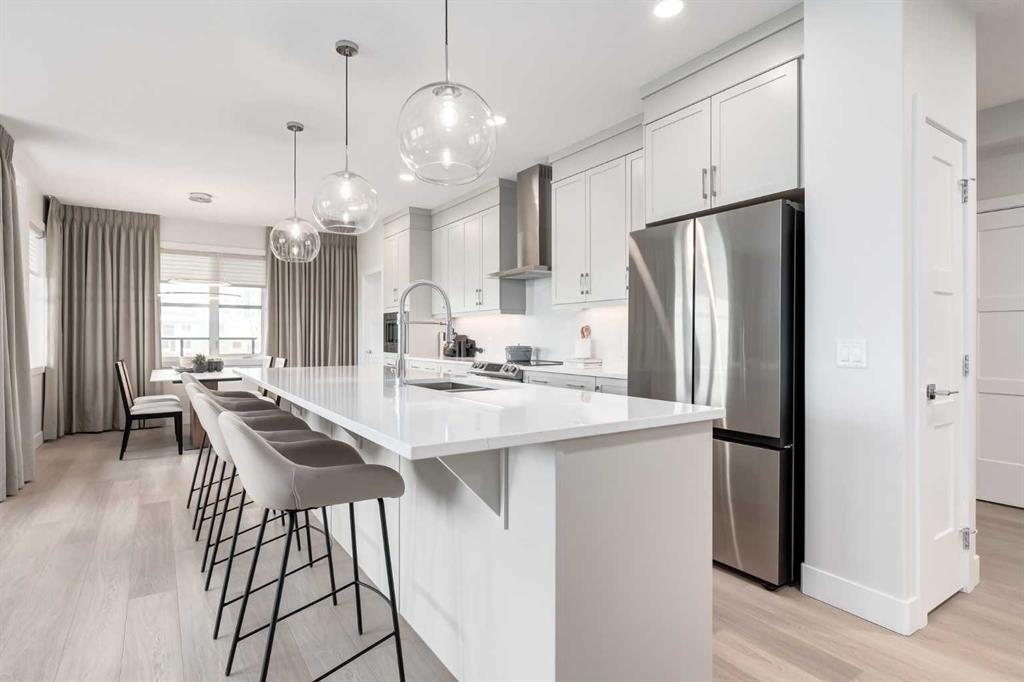 Picture of 1307, 110 Greenbriar Place NW, Calgary Real Estate Listing