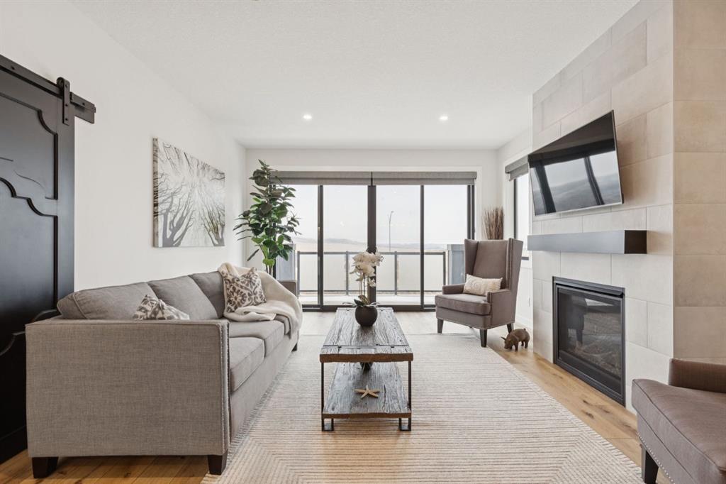 Picture of 220 Precedence View , Cochrane Real Estate Listing