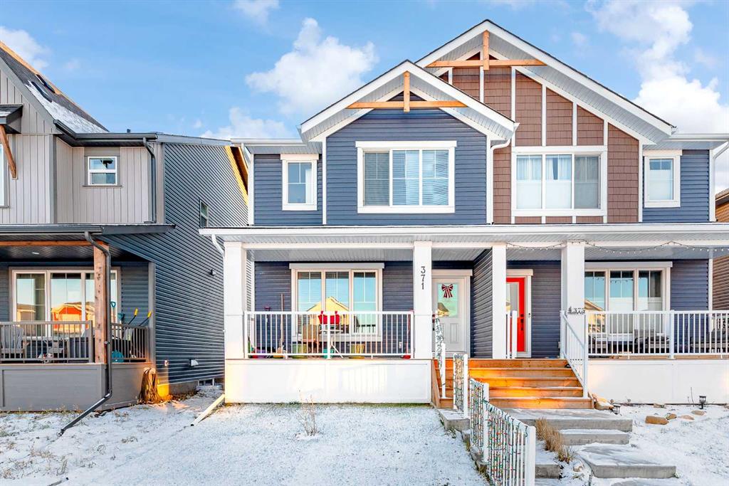 Picture of 371 Fireside Way , Cochrane Real Estate Listing