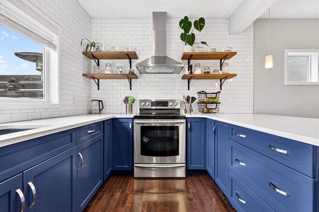 Picture of 21 Marquis Heights SE, Calgary Real Estate Listing