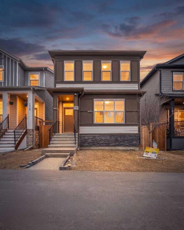 Picture of 183 Cornerbrook Gate NE, Calgary Real Estate Listing