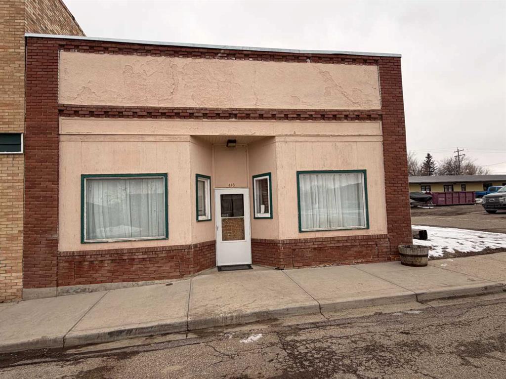 Picture of 416 Caradoc Avenue Avenue , Carbon Real Estate Listing