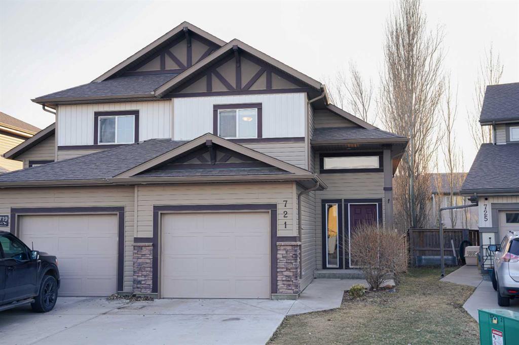 Picture of 721 Silkstone Close W, Lethbridge Real Estate Listing