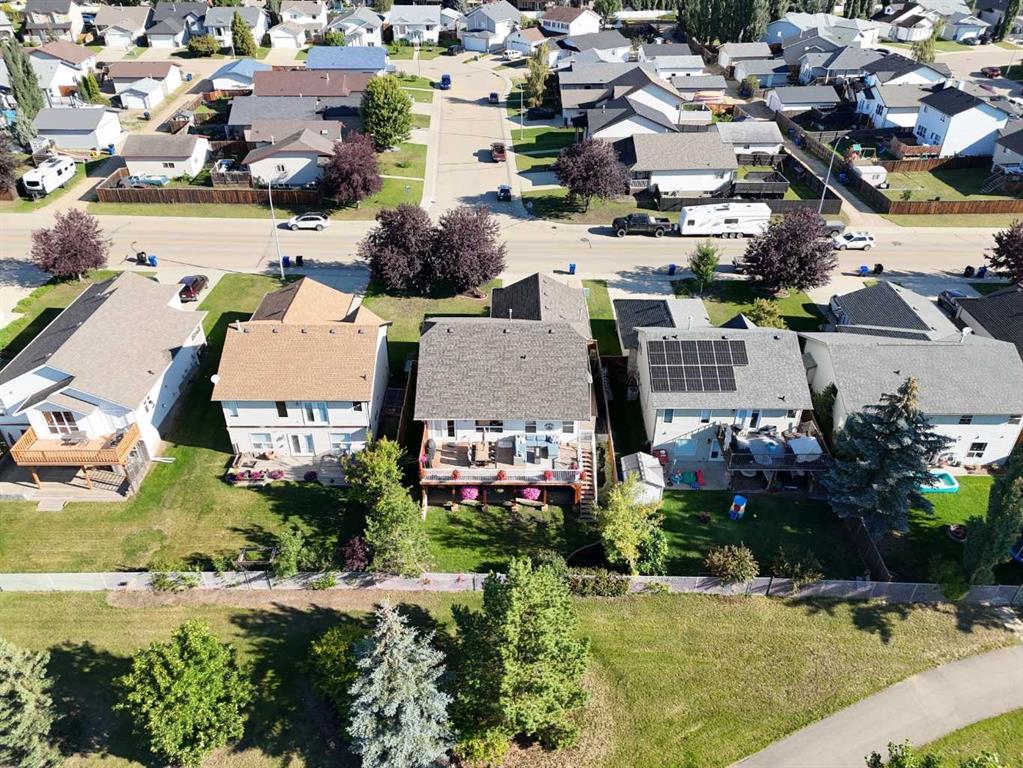 Picture of 5645 Panorama Drive , Blackfalds Real Estate Listing