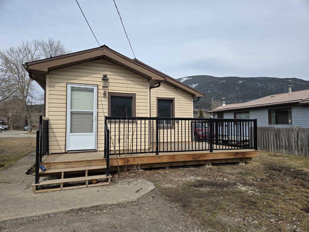 Picture of 11702 21st Avenue , Blairmore Real Estate Listing
