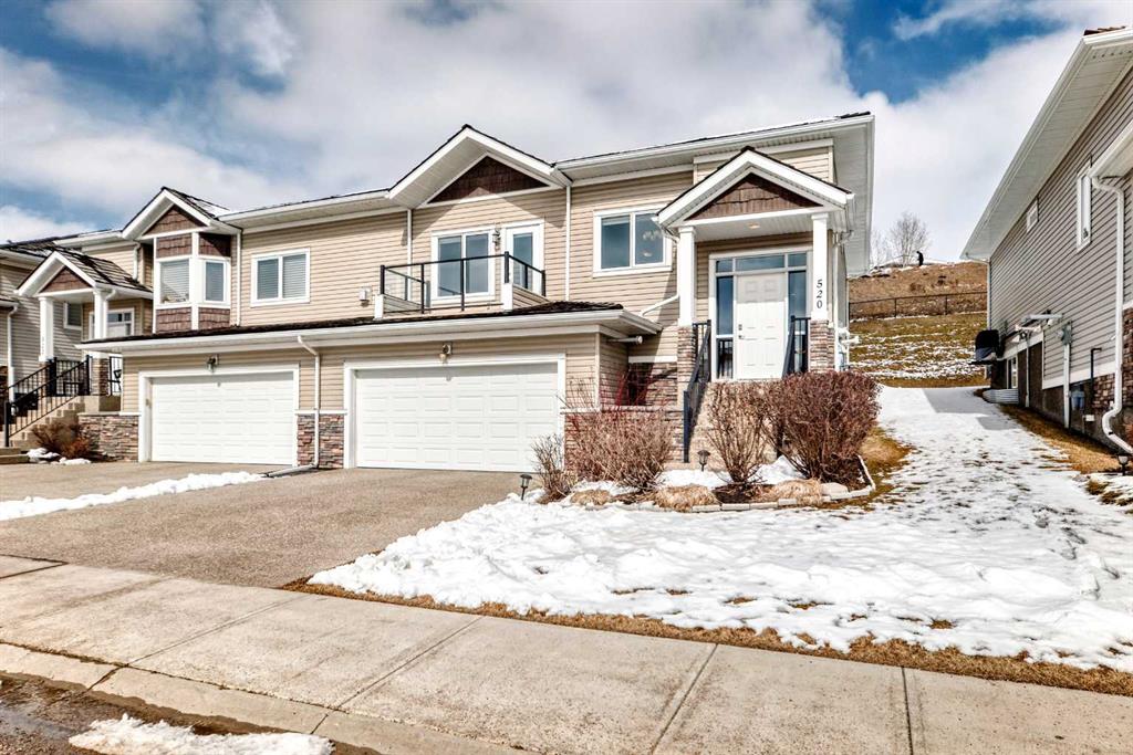 Picture of 520 Rocky Vista Gardens NW, Calgary Real Estate Listing