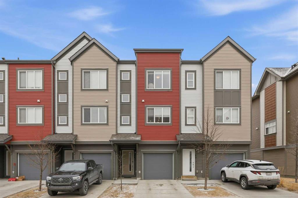 Picture of 44 Copperstone Common SE, Calgary Real Estate Listing