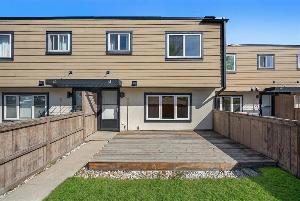 Picture of 41, 3809 45 Street SW, Calgary Real Estate Listing