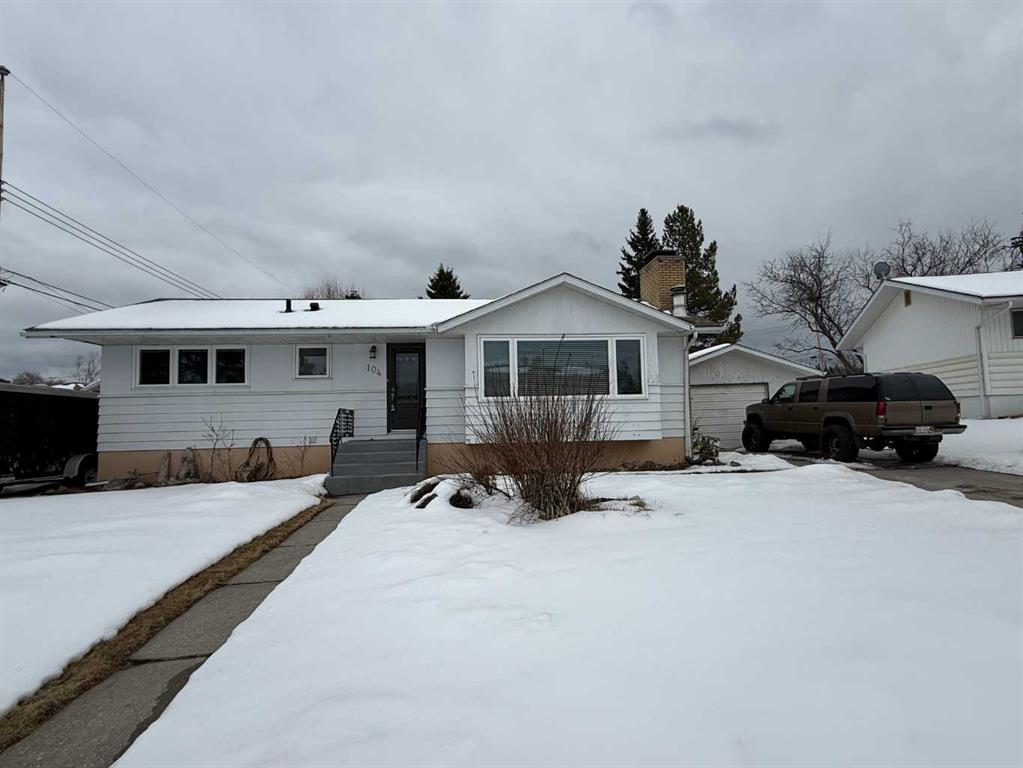 Picture of 104 Dorin Drive , Hinton Real Estate Listing