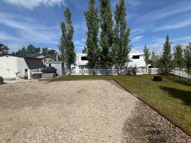 Picture of 5067, 35468 Range Road 30  , Rural Red Deer County Real Estate Listing