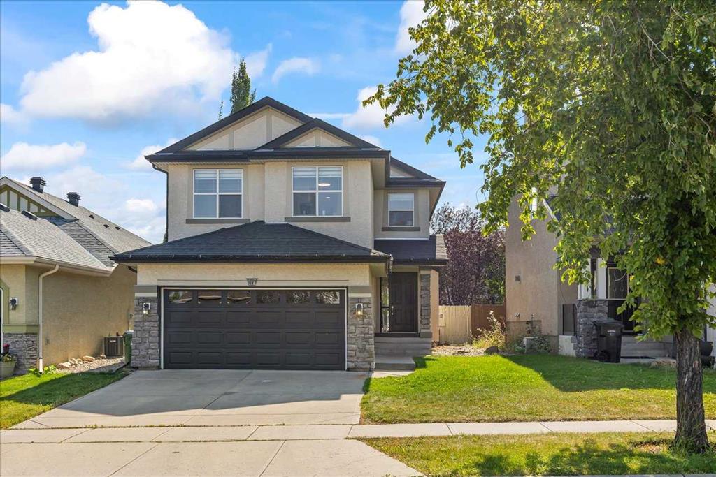 Picture of 57 Everwillow Boulevard SW, Calgary Real Estate Listing