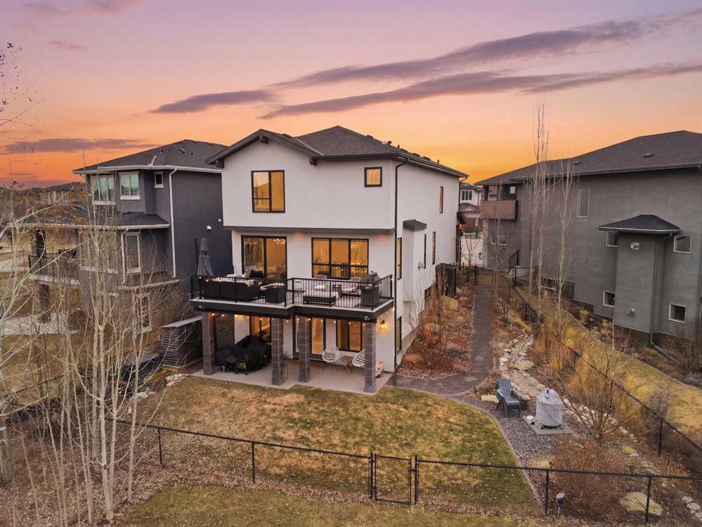 Picture of 127 Walden Landing SE, Calgary Real Estate Listing