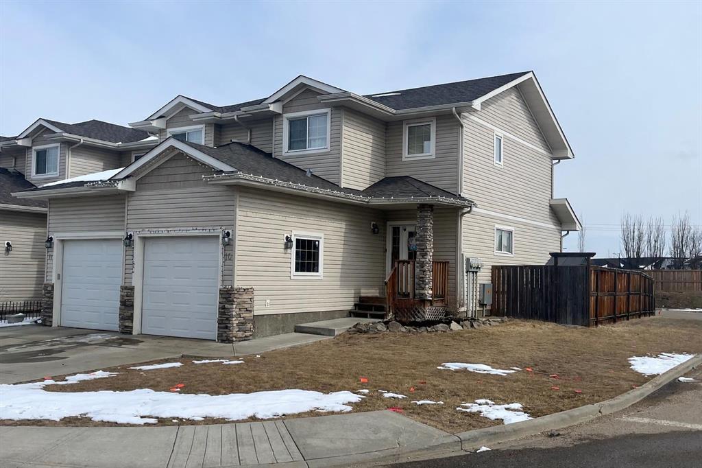 Picture of 10 Ross Close , Sylvan Lake Real Estate Listing