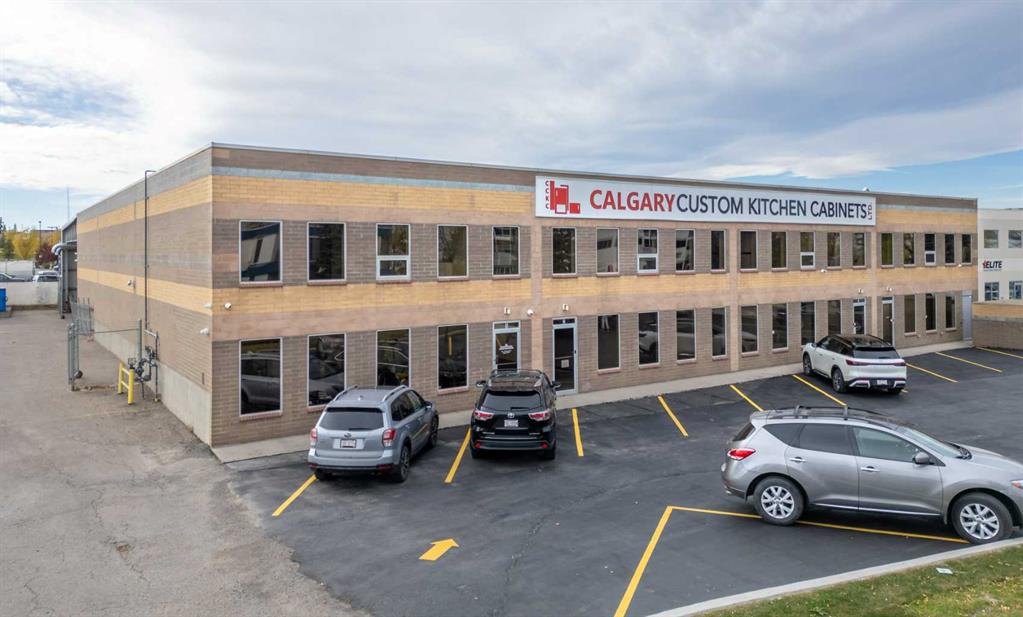 Picture of 2275 Pegasus Way NE, Calgary Real Estate Listing