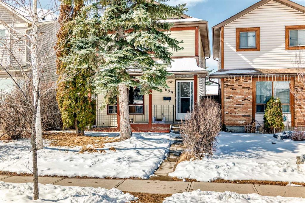 Picture of 4809 60 Street NE, Calgary Real Estate Listing