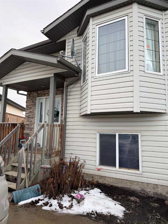Picture of 104 Kirkland Close , Red Deer Real Estate Listing