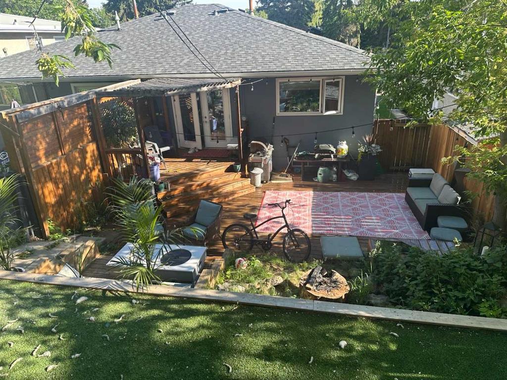 Picture of 1331 Rosehill Drive NW, Calgary Real Estate Listing