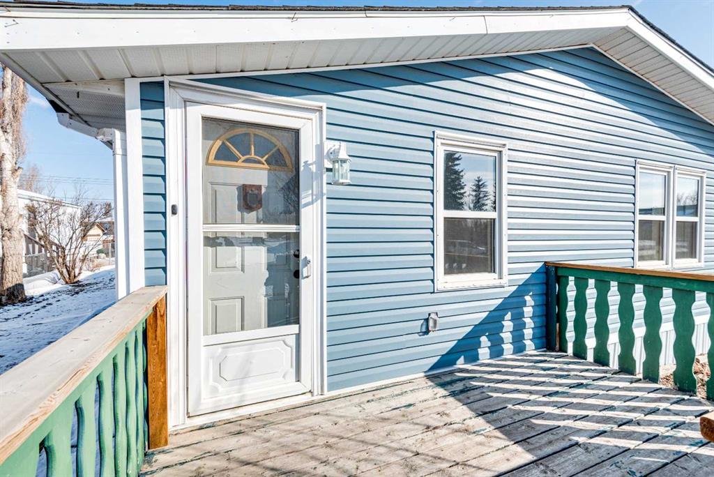 Picture of 154 Devilder  , Trochu Real Estate Listing