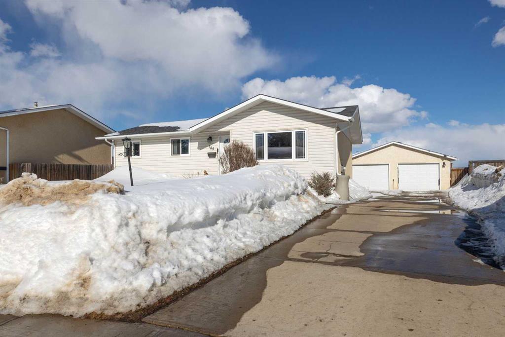 Picture of 185 Sitka Drive , Fort McMurray Real Estate Listing