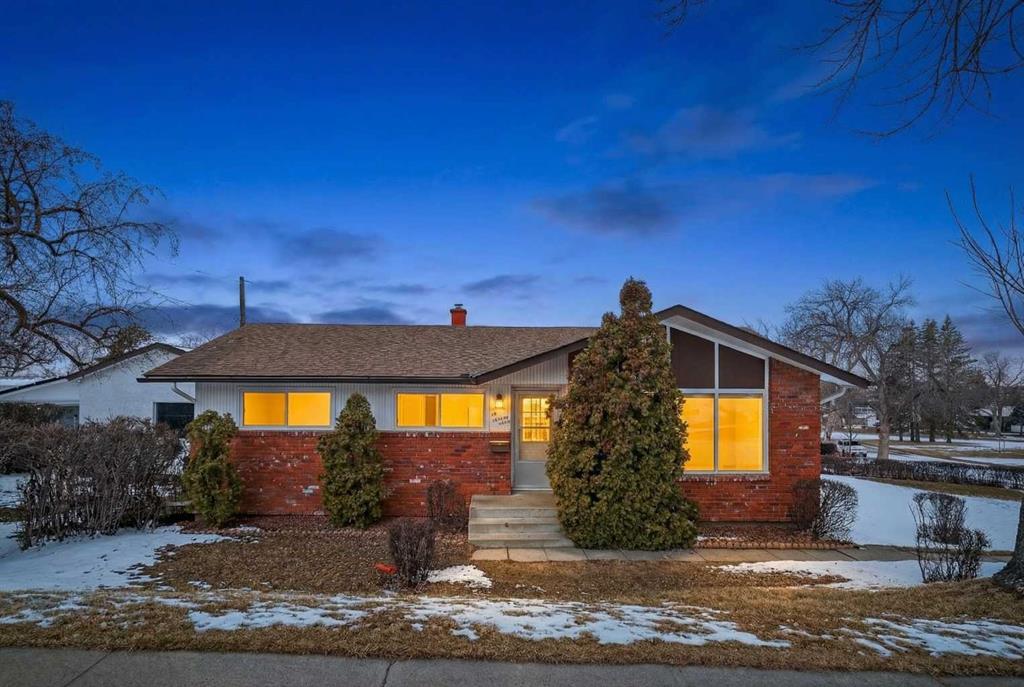 Picture of 47 Foster Road SE, Calgary Real Estate Listing