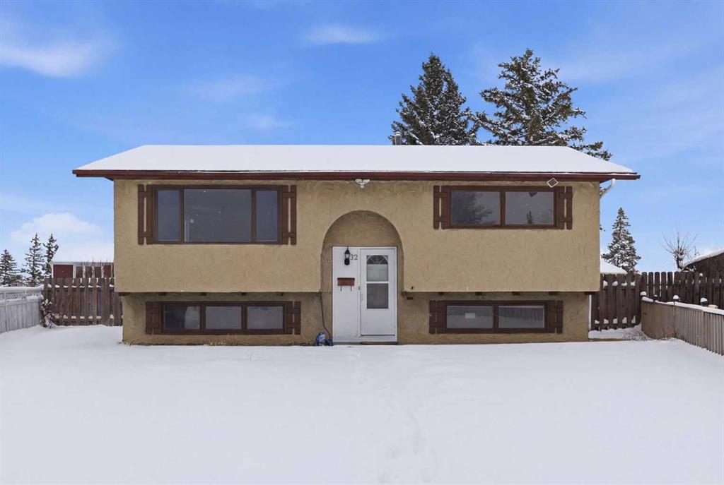 Picture of 32 Fonda Mews SE, Calgary Real Estate Listing