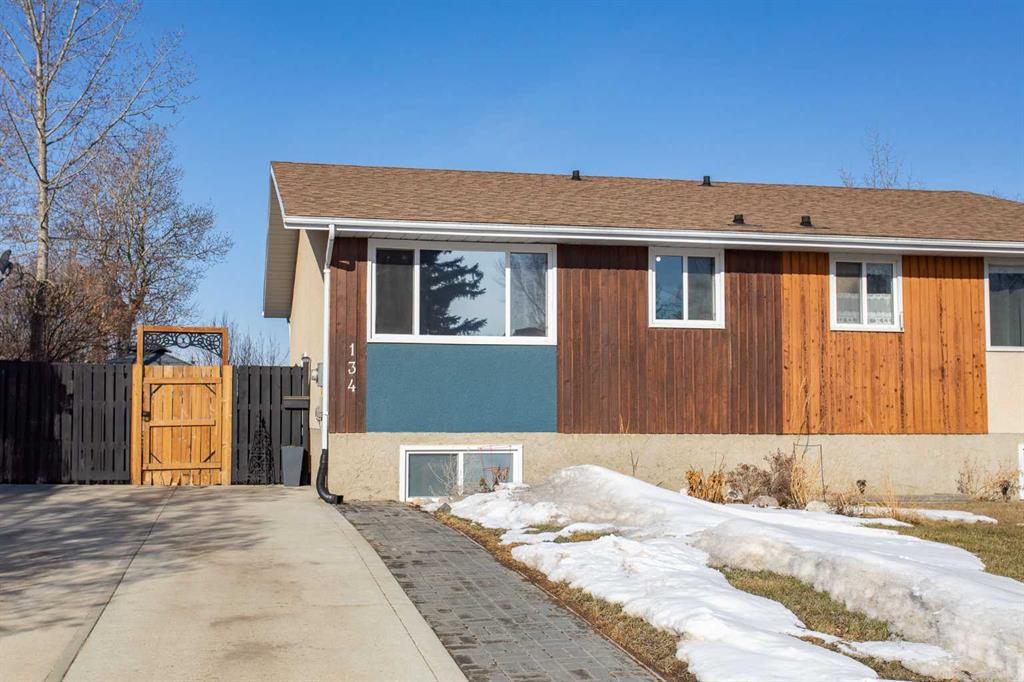 Picture of 134 Westview Drive , Sylvan Lake Real Estate Listing