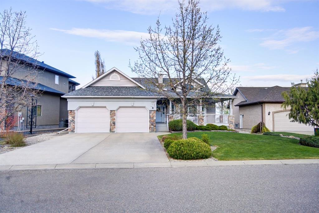 Picture of 8 Link Spur , Claresholm Real Estate Listing