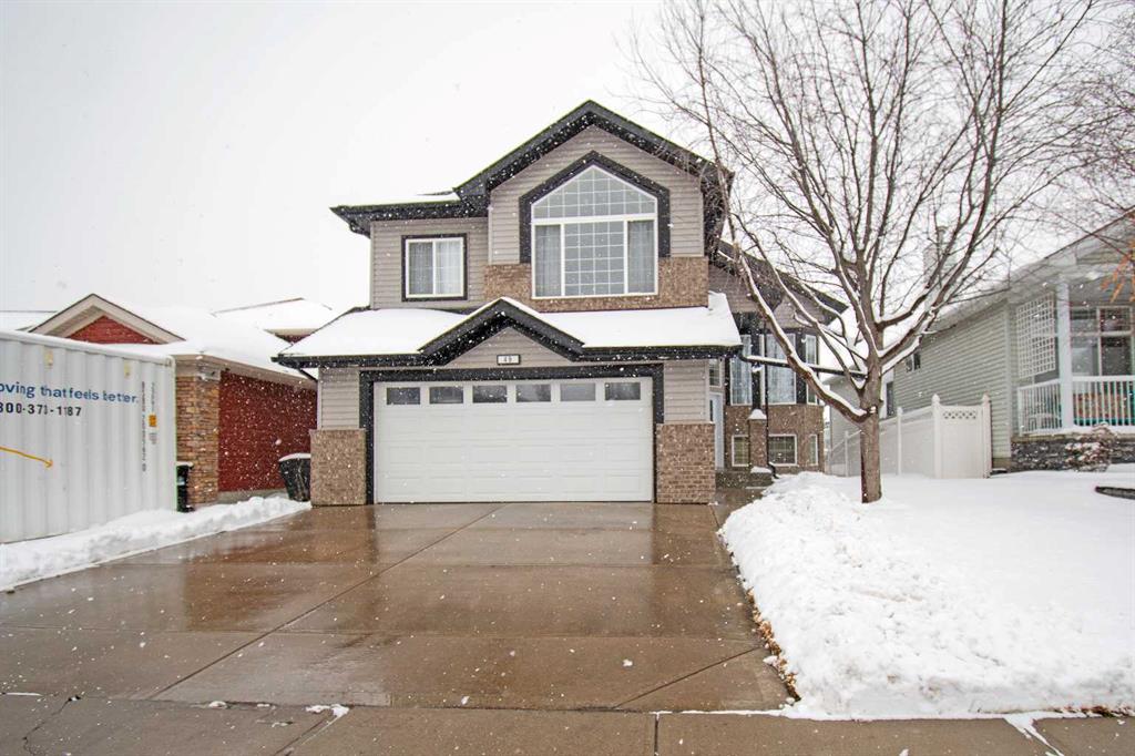 Picture of 49 Thornfield Close SE, Airdrie Real Estate Listing