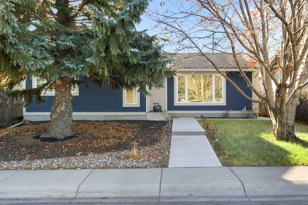 Picture of 224 Silverview Way NW, Calgary Real Estate Listing