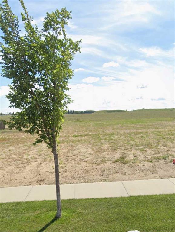 Picture of 7108 38 Avenue , Camrose Real Estate Listing