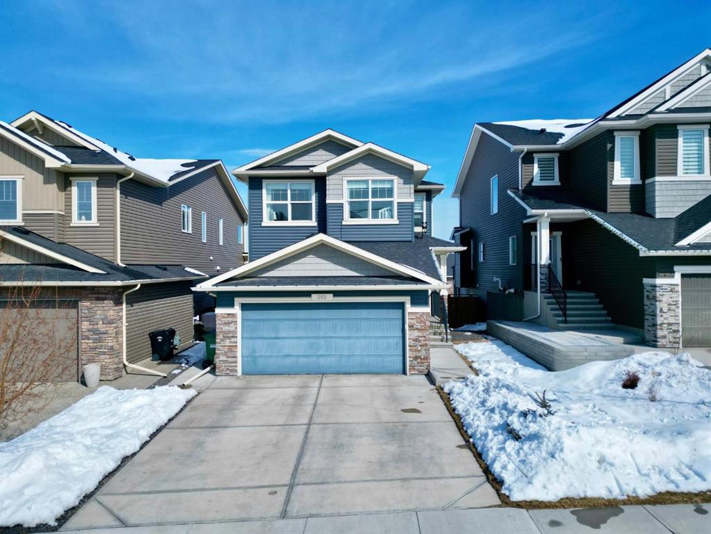 Picture of 301 Crestmont Drive SW, Calgary Real Estate Listing