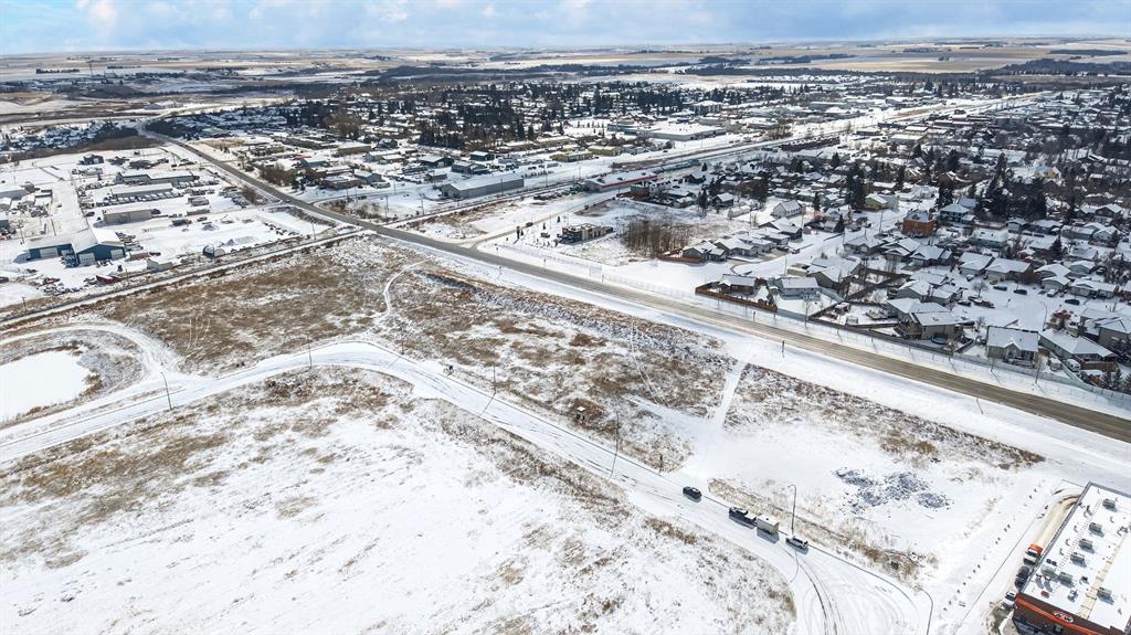 Picture of 400 Shantz Drive , Didsbury Real Estate Listing