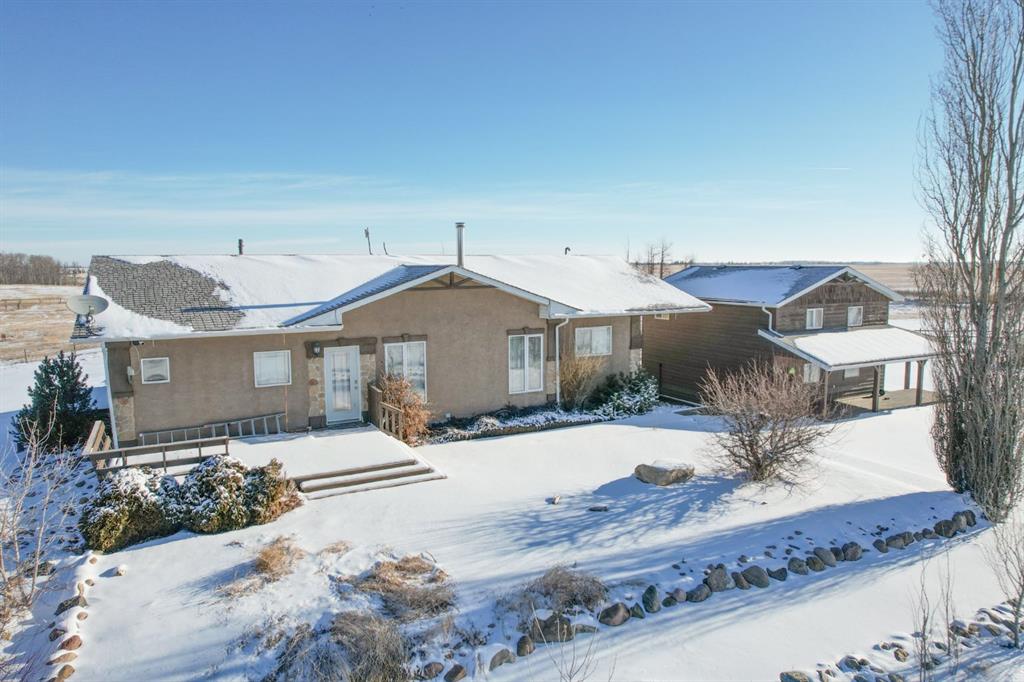Picture of 18010 Township Road 412  , Rural Stettler No. 6, County of Real Estate Listing